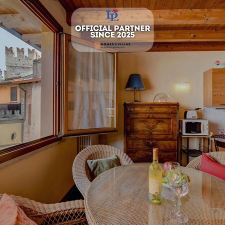 Desenzanoloft Official Partner Marriott Homes & Villas -Penthouse Never Say Never Sirmione Castle View 外观 照片