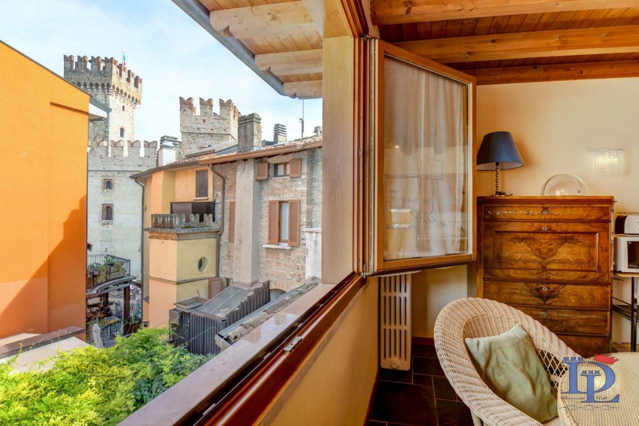 Desenzanoloft Official Partner Marriott Homes & Villas -Penthouse Never Say Never Sirmione Castle View 外观 照片